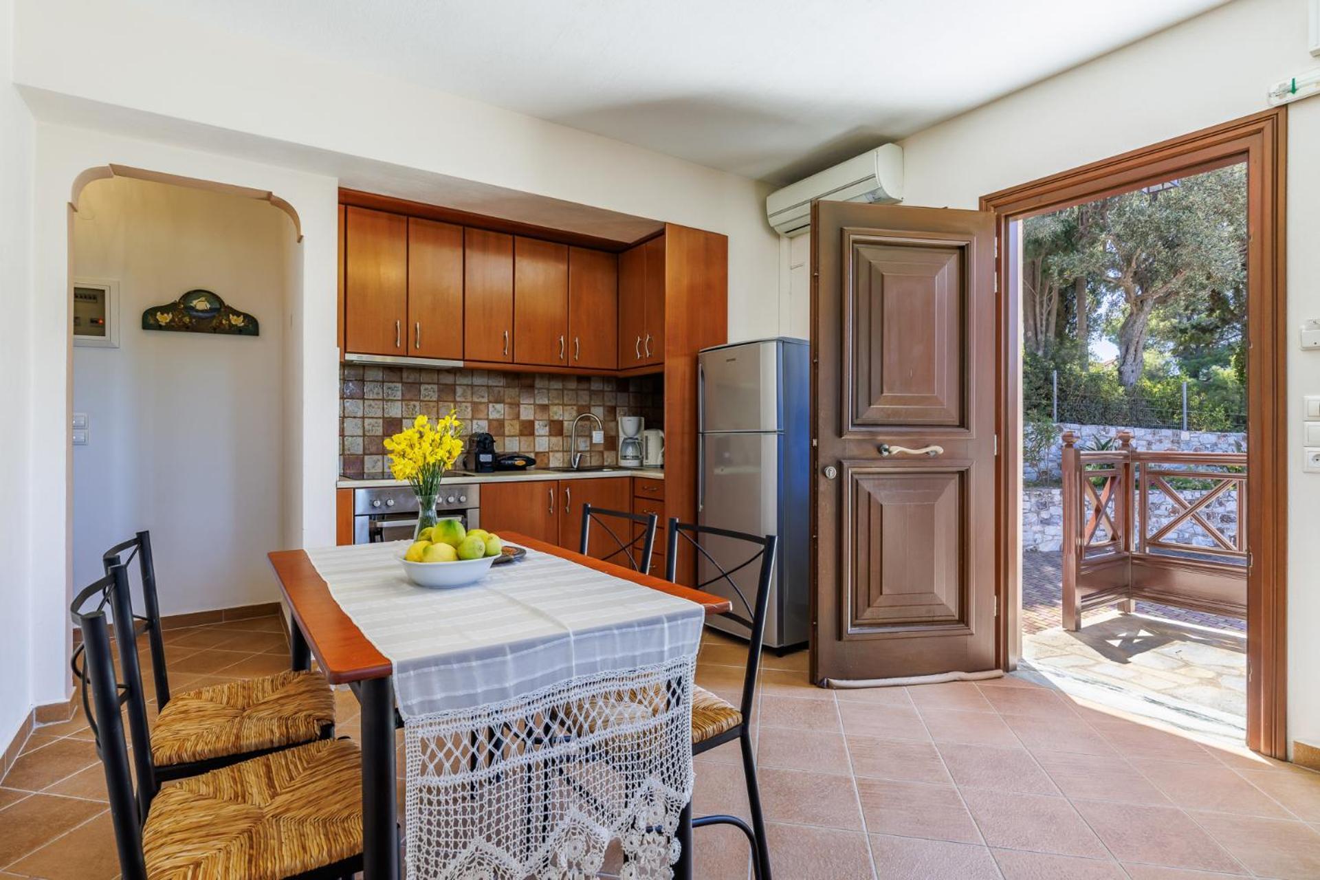 Naiades Superior In With Sea View Close To The Town Apartment *