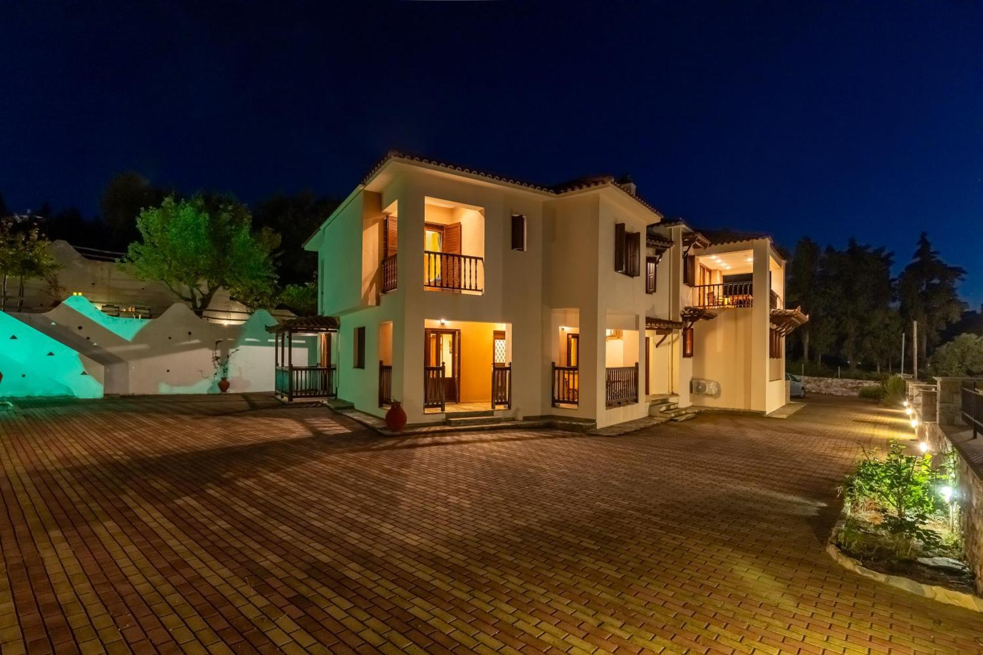 Naiades Superior In With Sea View Close To The Town Apartment Skopelos Town